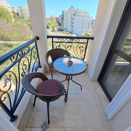 Onyx 2 Private Apartments Sveti Vlas Bagian luar foto