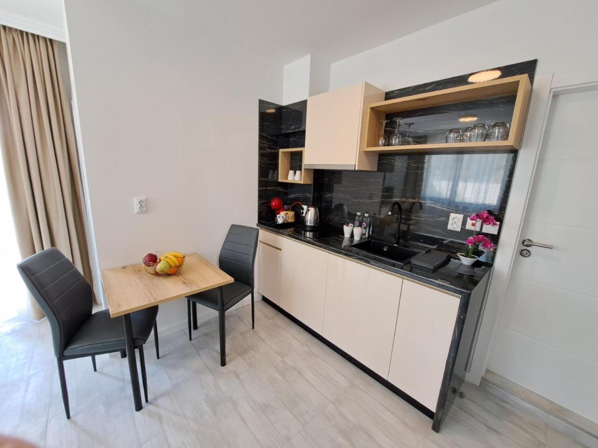 Onyx 2 Private Apartments Sveti Vlas Bagian luar foto