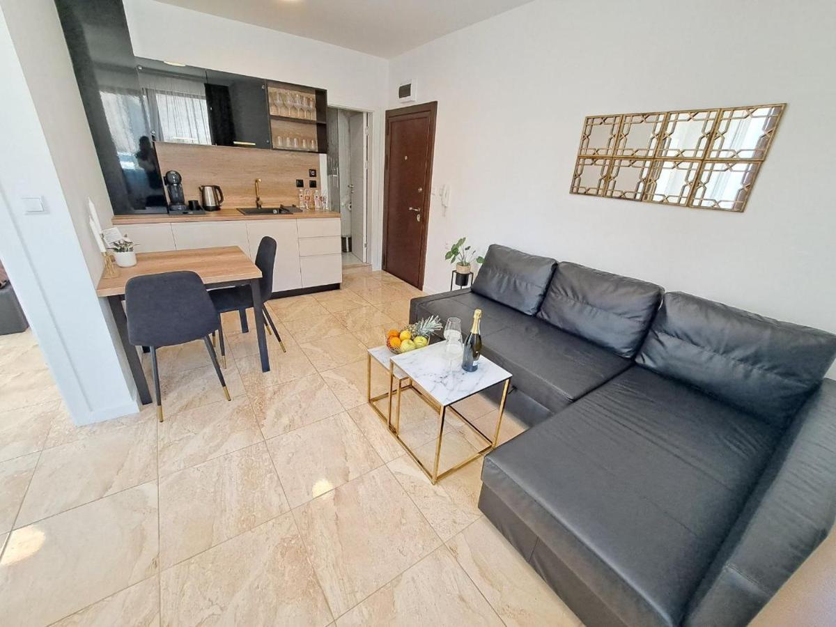 Onyx 2 Private Apartments Sveti Vlas Bagian luar foto