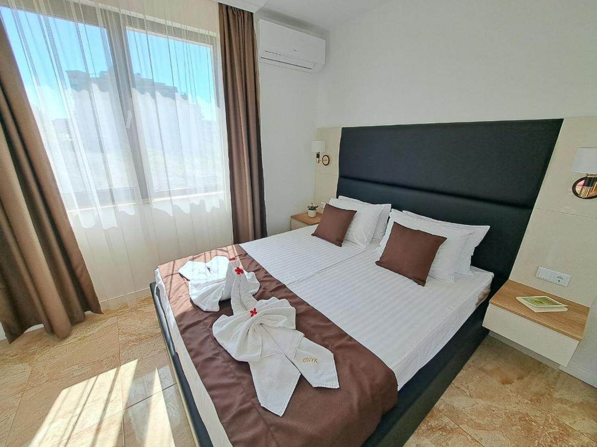 Onyx 2 Private Apartments Sveti Vlas Bagian luar foto