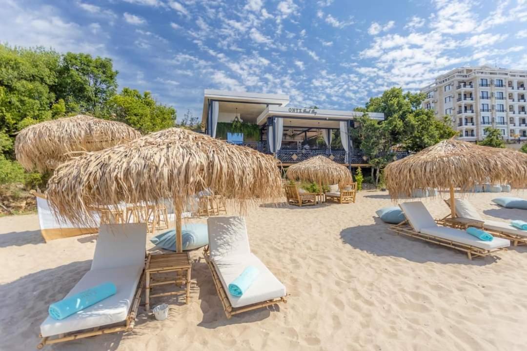 Onyx 2 Private Apartments Sveti Vlas Bagian luar foto