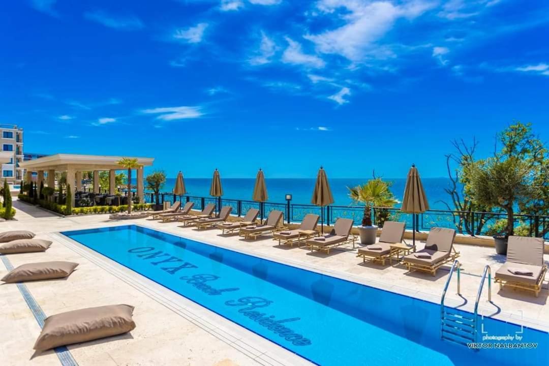 Onyx 2 Private Apartments Sveti Vlas Bagian luar foto