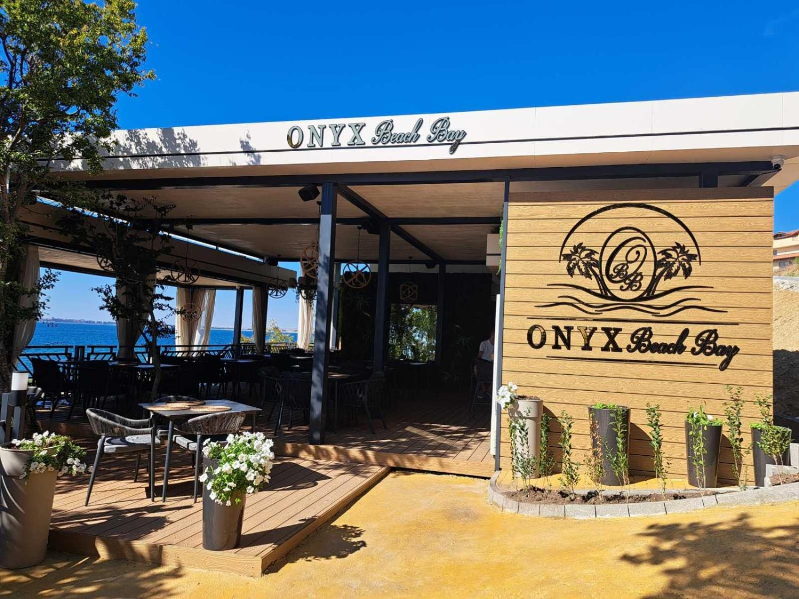 Onyx 2 Private Apartments Sveti Vlas Bagian luar foto