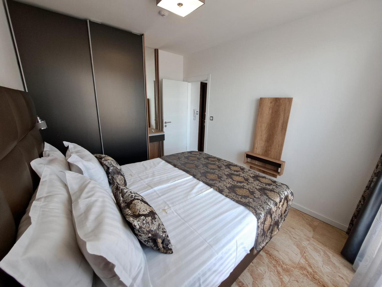 Onyx 2 Private Apartments Sveti Vlas Bagian luar foto