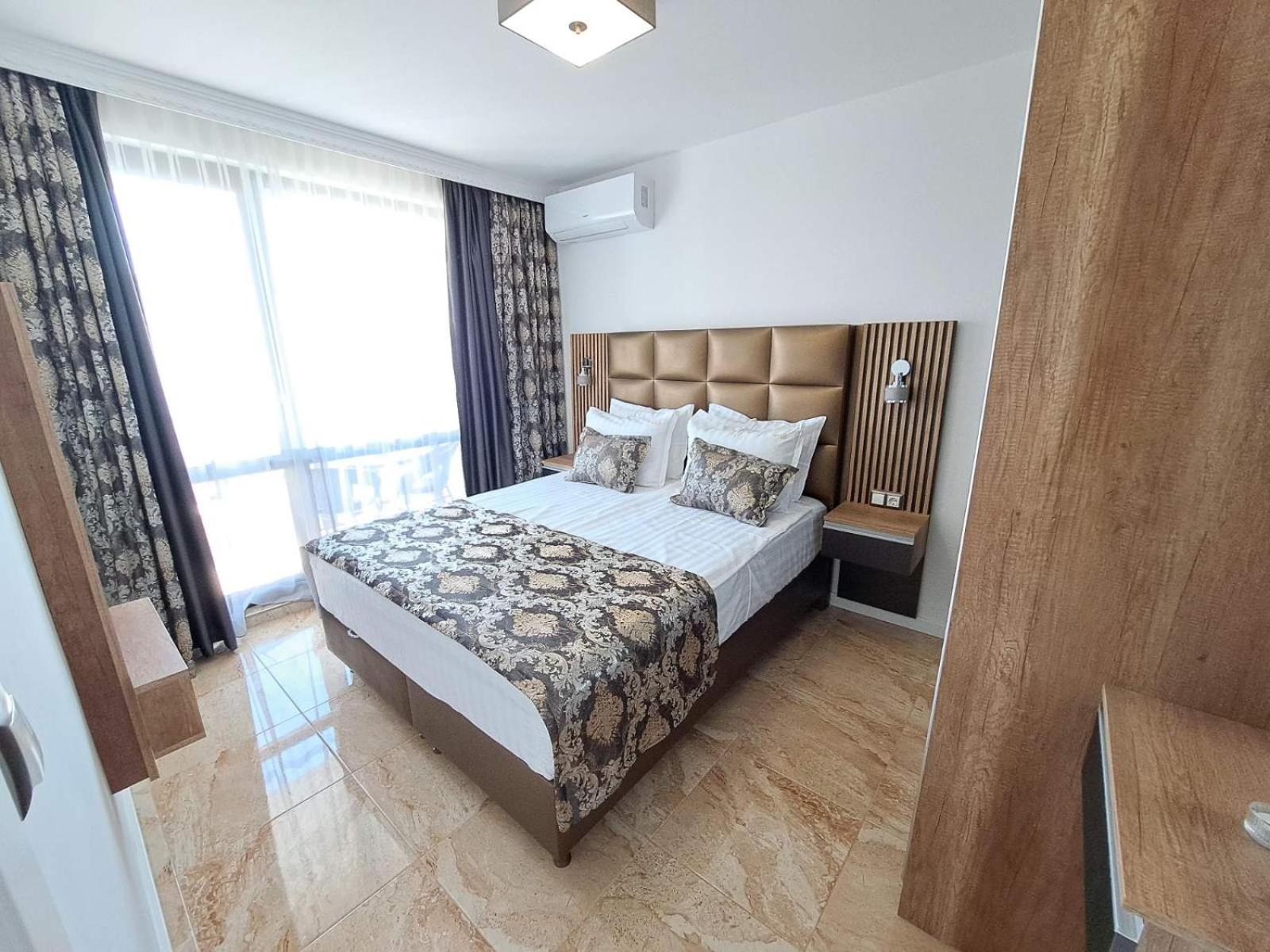 Onyx 2 Private Apartments Sveti Vlas Bagian luar foto
